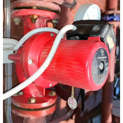 Насос циркуляционный Grundfos UPS 65-180 F