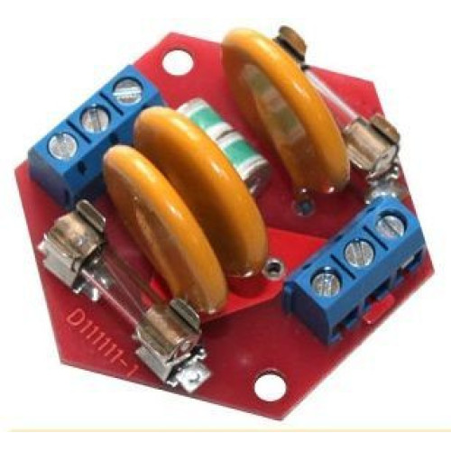 Устройство защиты от импульсных перенапряжений Альбатрос-220/500-AC, 500ВА