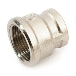 Муфта 3/4"-1/2", General Fittings 2600 47, резьба-резьба, вн., латунь (никель)